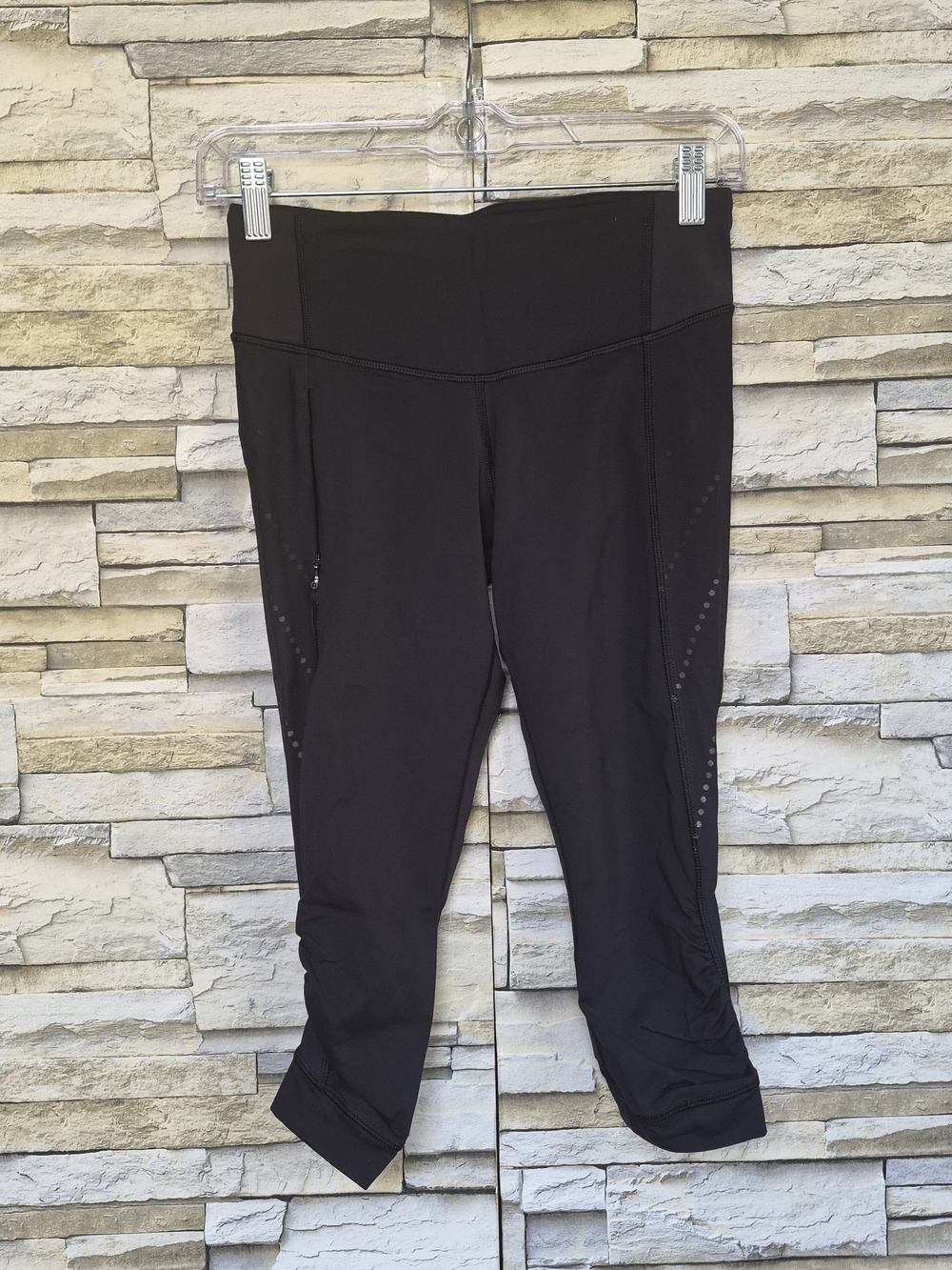 ​Lululemon Crop Leggings Womens 4 Black Mesh Ruched Athletic Workout Pants